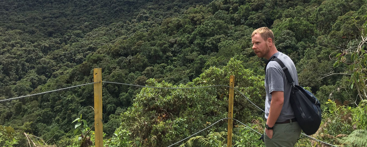 Following some old Incan trails, Joe Brown leads his students on a daylong hike in the mountains of Incachaca. (Photo: Brittney Vidal)