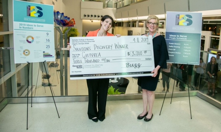 Ideas to Serve solutions winner Abigail Cohen presented by judge Kathleen Kurre.