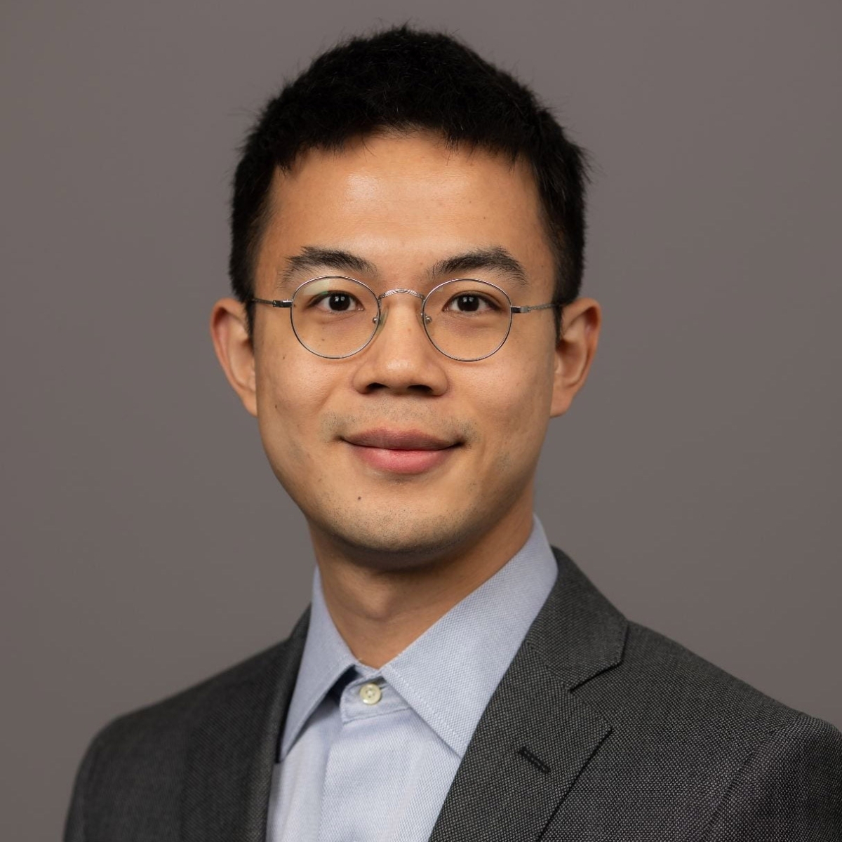 A portrait of Zhongyu Yang